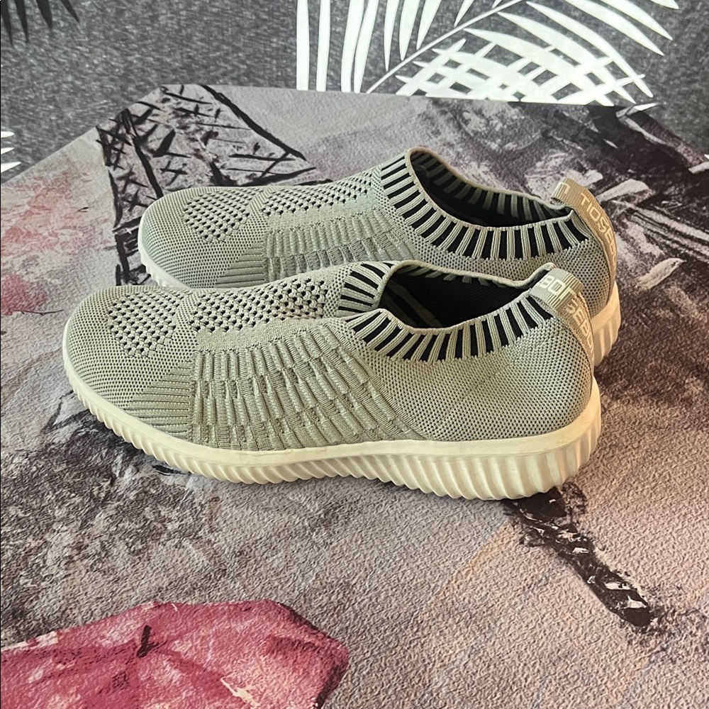 Tiosebon Slip-On Walking Sneakers | Size 39W | Lightweight Mesh Comfort Shoes